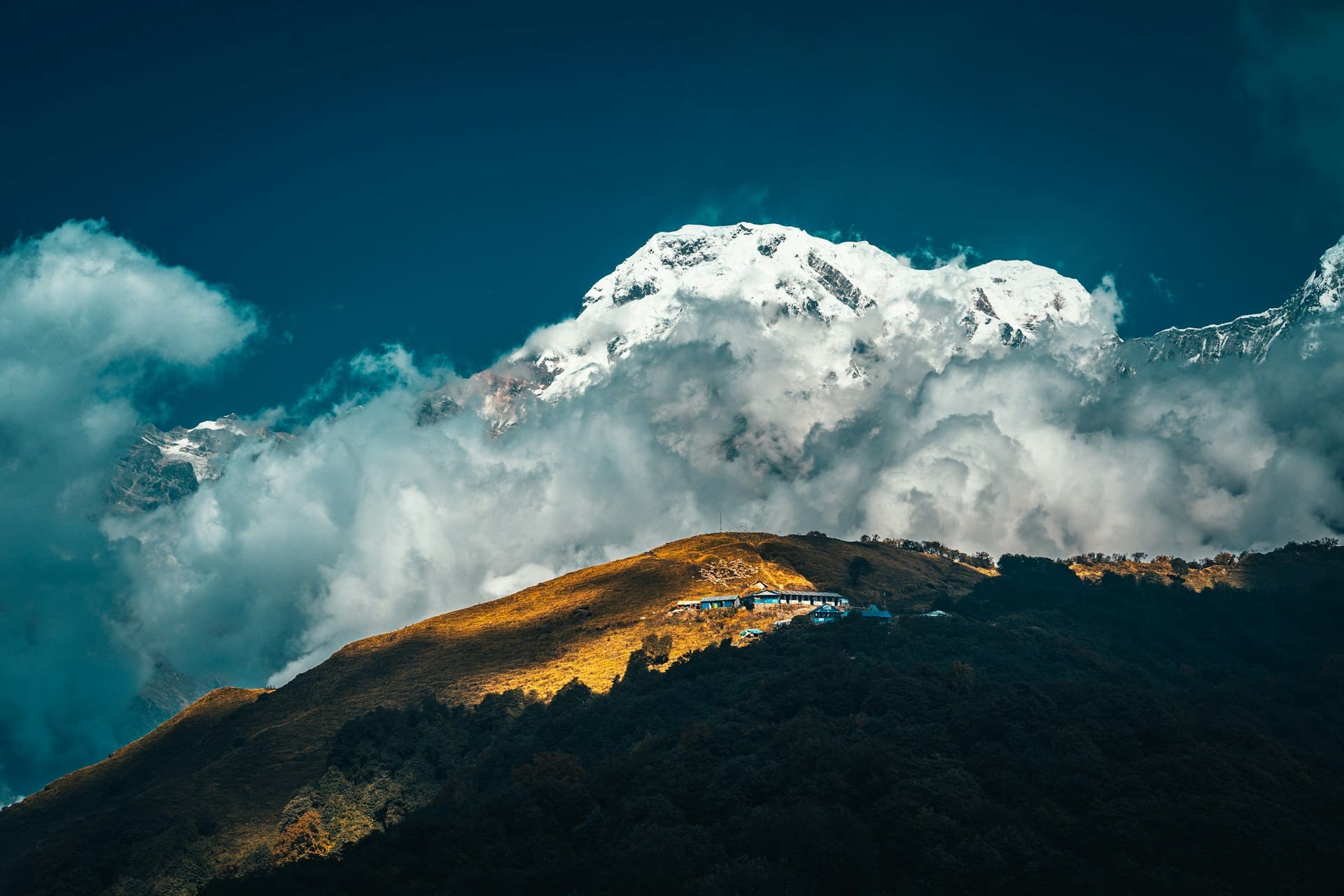 Majestic Views of Mardi Himal